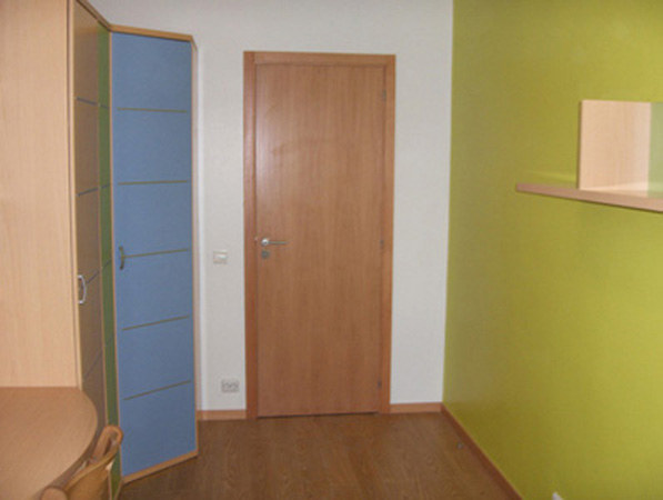Pintura de portas, janelas e rodaps